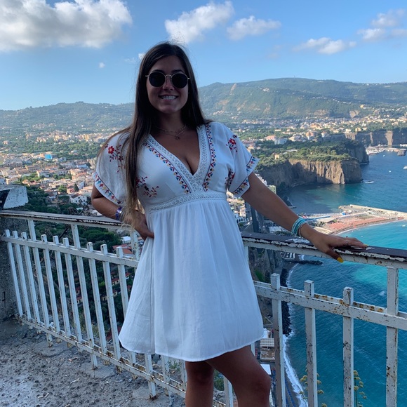 Meet your Posher, Izzy - Picture 1 of 1